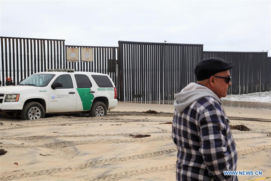 U.S.-SAN DIEGO-CENTRAL AMERICAN MIGRANTS