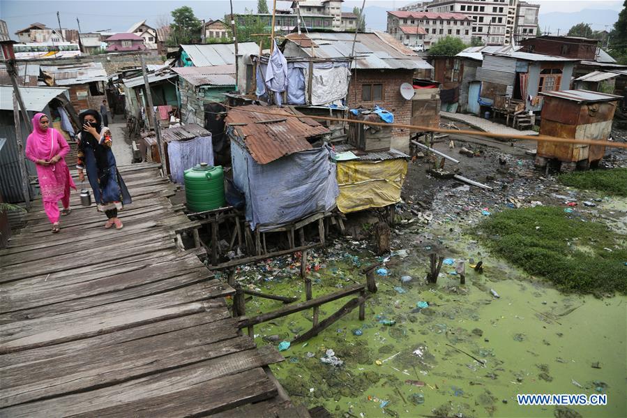 INDIAN-CONTROLLED KASHMIR-SRINAGAR-POLLUTION