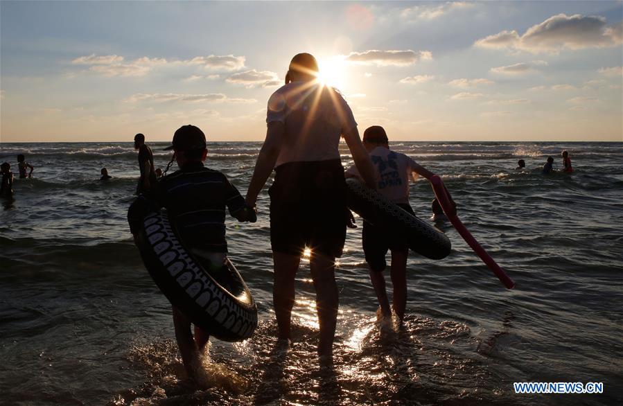 ISRAEL-BAT YAM-BEACH-ORTHODOX JEWS