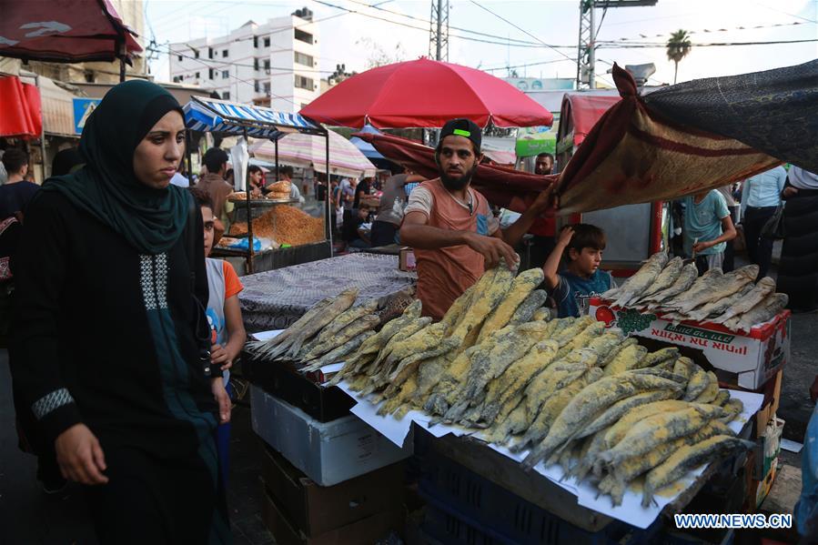 MIDEAST-GAZA-EID AL-ADHA-MARKET