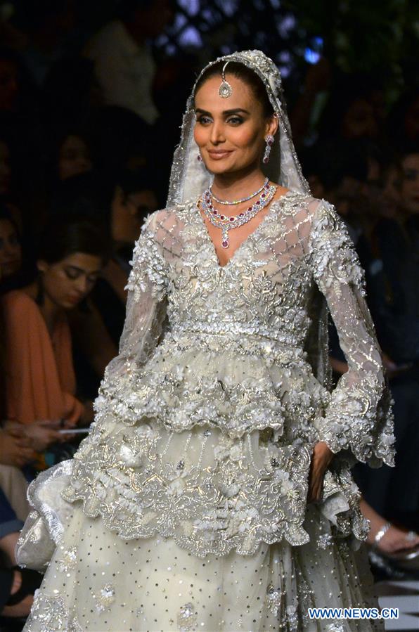 PAKISTAN-LAHORE-FASHION WEEK