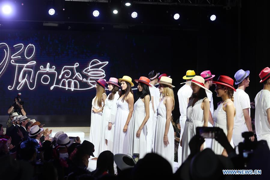 #CHINA-BEIJING-HATS-FASHION (CN)