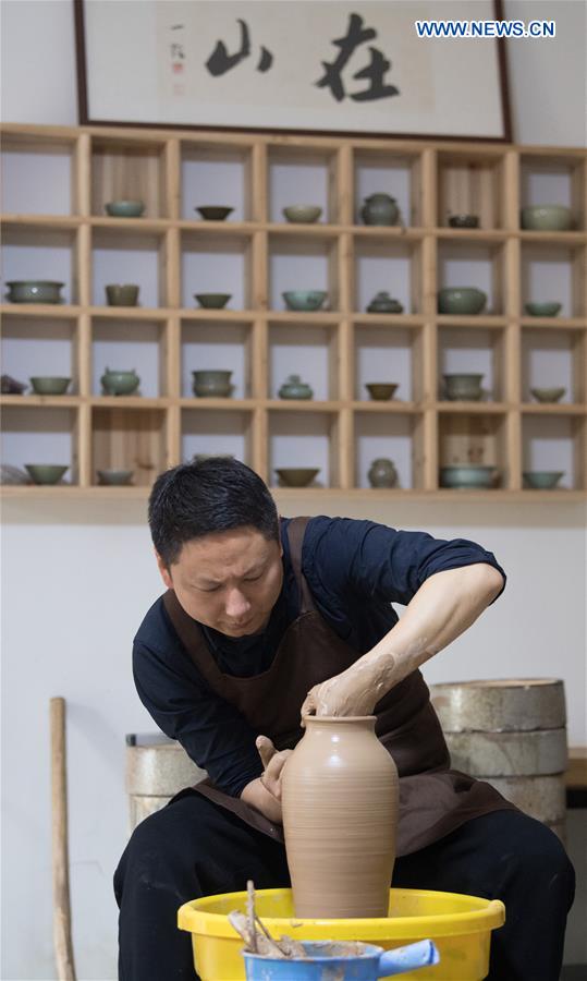 CHINA-ZHEJIANG-LONGQUAN-CELADON MAKER (CN)