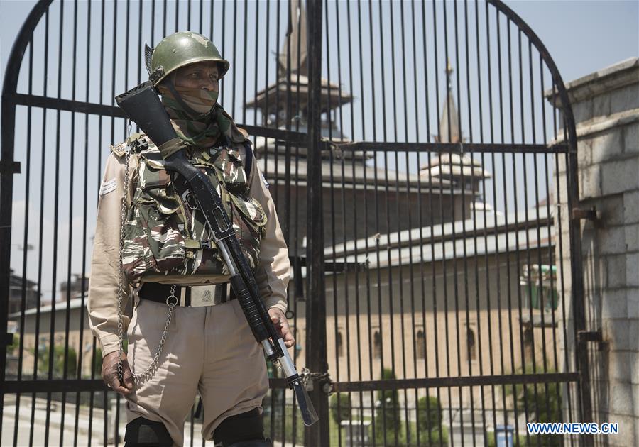 KASHMIR-SRINAGAR-SECURITY-LOCKDOWN