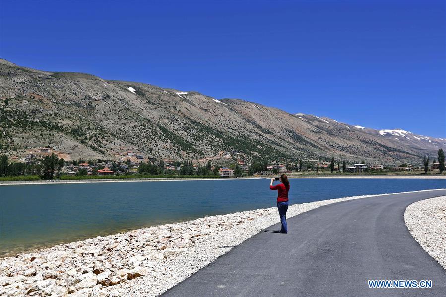 LEBANON-BEKAA VALLEY-SCENERY