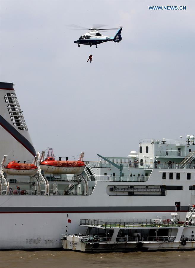 CHINA-SHANGHAI-EMERGENCY RESCUE DRILL (CN)