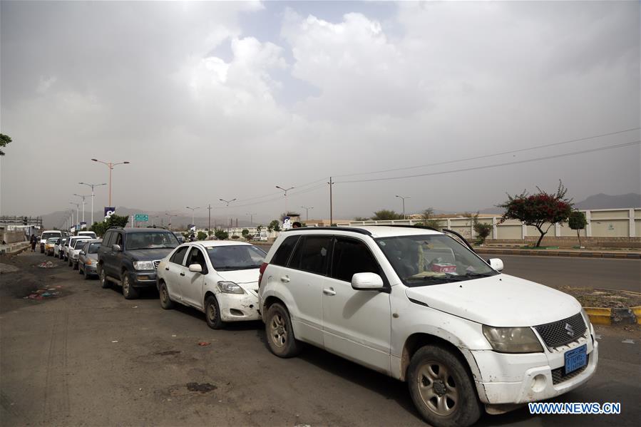 YEMEN-SANAA-FUEL-SHORTAGE