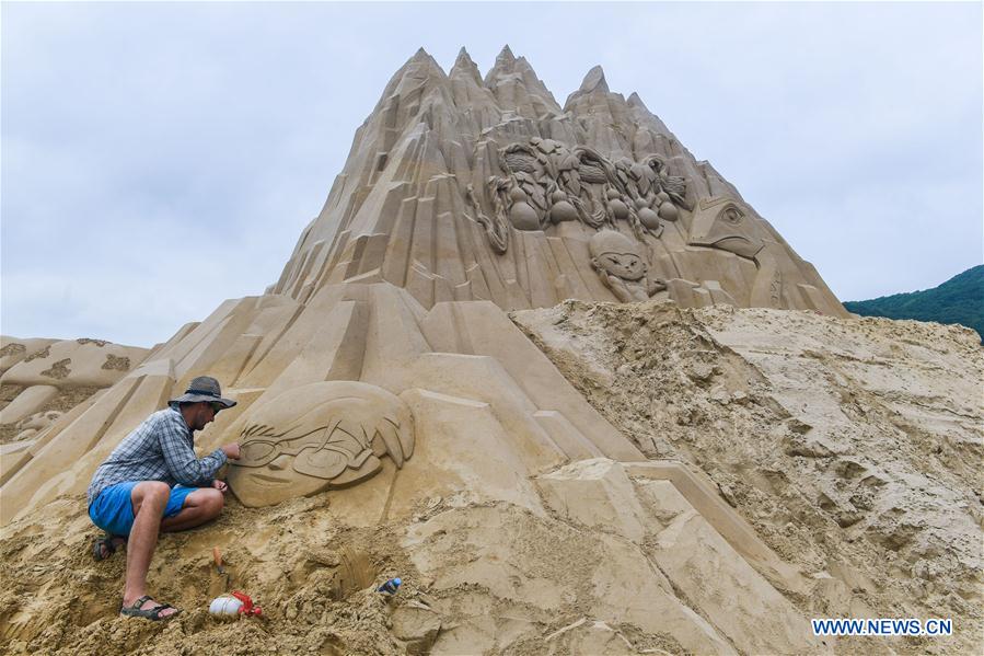 CHINA-ZHEJIANG-ZHOUSHAN-SAND SCULPTURE-EXHIBITION (CN)