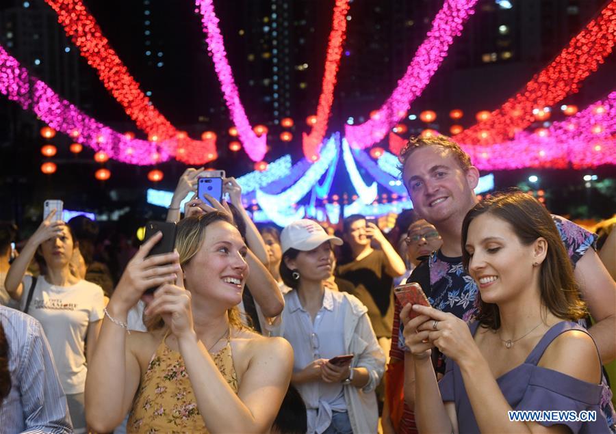 CHINA-HONG KONG-MID-AUTUMN FESTIVAL-LANTERN FAIR (CN)