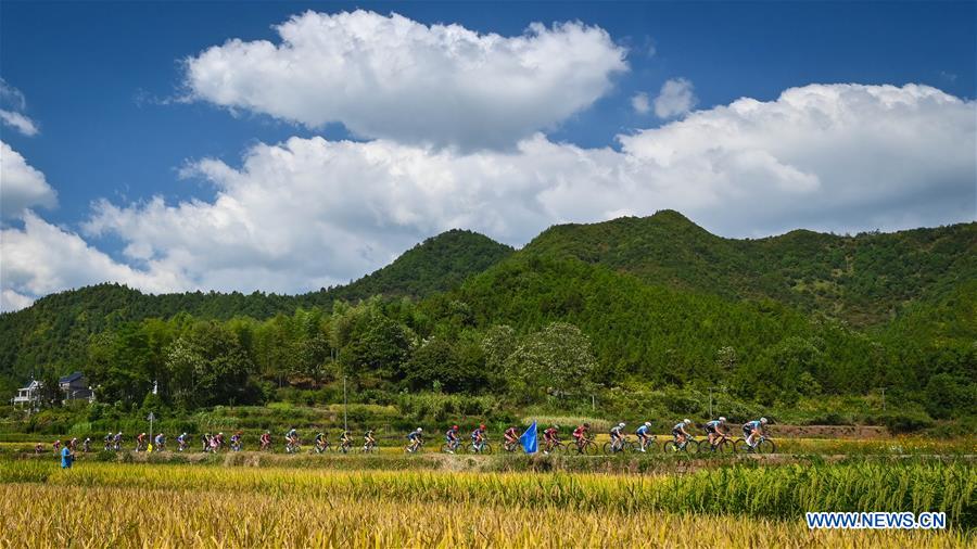 (SP)CHINA-SHANGRAO-CYCLING-TOUR OF POYANG LAKE (CN)