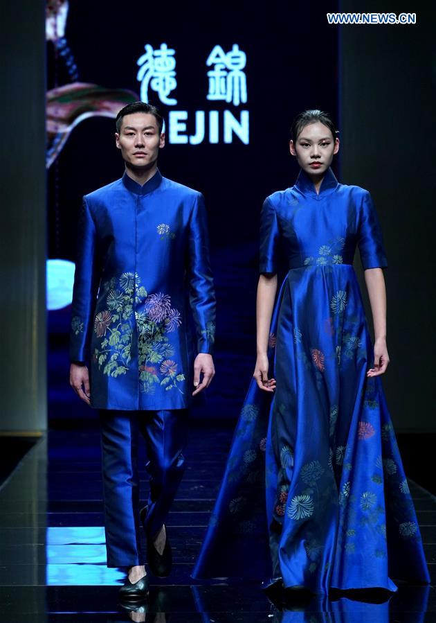 CHINA-BEIJING-FASHION WEEK (CN)