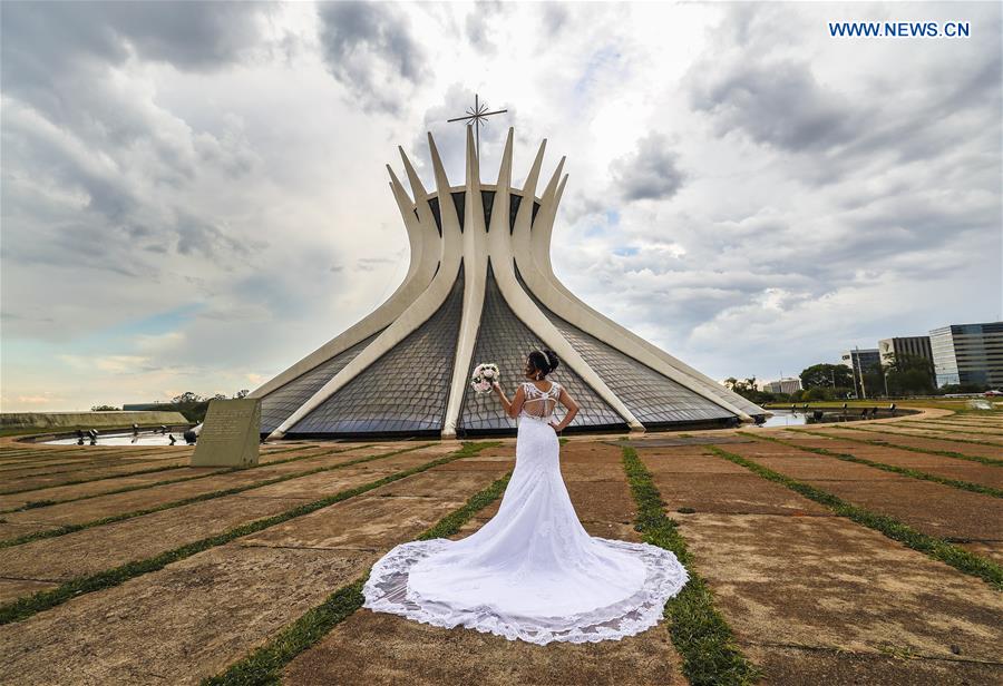 XINHUA PHOTOS OF THE DAY