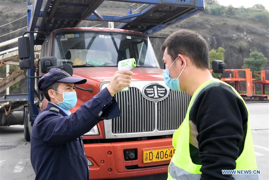 CHINA-CHONGQING-LOGISTICS COMPANY-BACK TO WORK (CN)