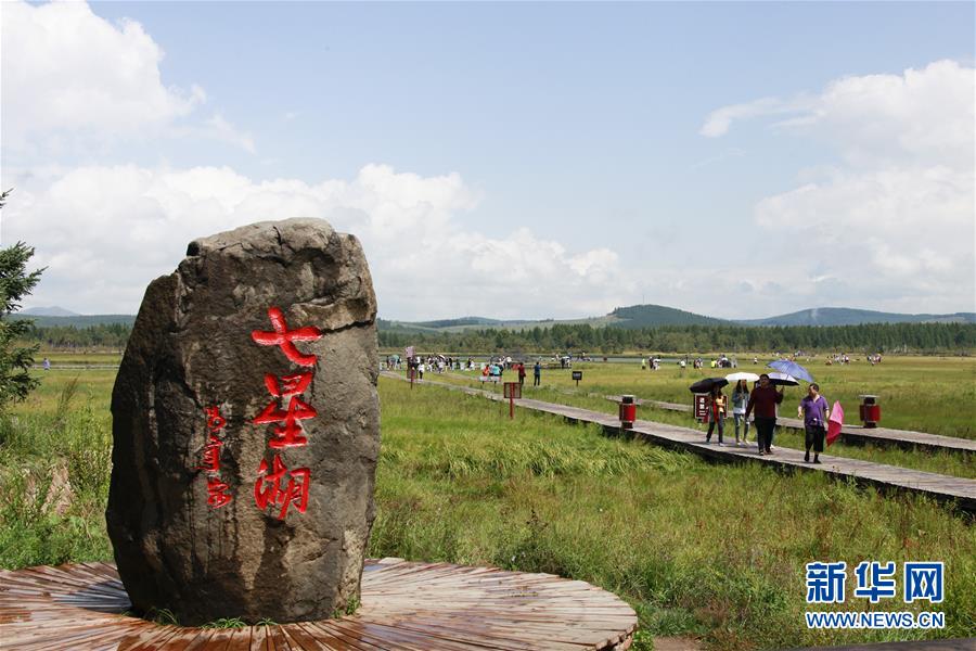 （新華全媒頭條·圖文互動(dòng)）（1）那一抹綠色，走進(jìn)越來(lái)越多人心里——河北塞罕壩續(xù)寫(xiě)新時(shí)代綠色傳奇