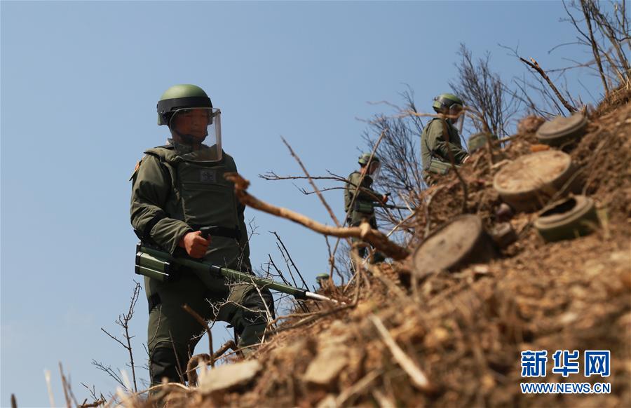 （圖文互動(dòng)）（2）和平年代，離死神最近的人——南部戰(zhàn)區(qū)陸軍云南掃雷大隊(duì)邊境掃雷排爆記事