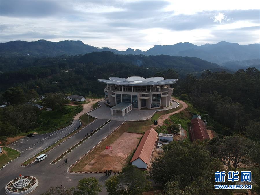 （國際）中國援建斯里蘭卡軍事學(xué)院綜合樓項目舉行交接儀式