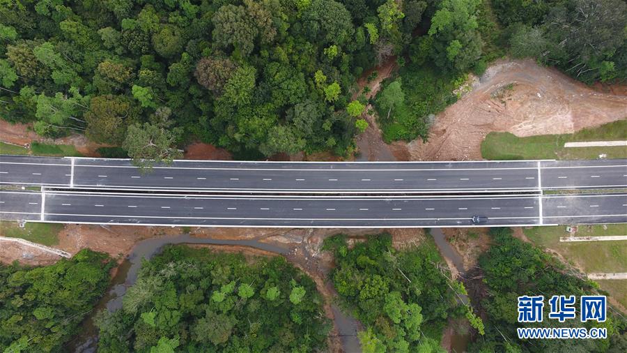 （國(guó)際·圖文互動(dòng)）（5）中企承建斯里蘭卡南部高速公路延長(zhǎng)線(xiàn)全線(xiàn)通車(chē)